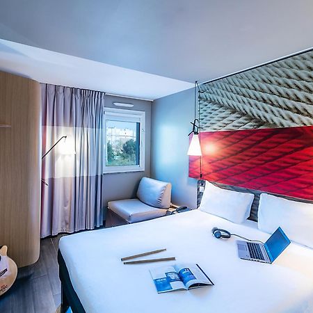 Hotel Ibis Lisboa Liberdade Bagian luar foto