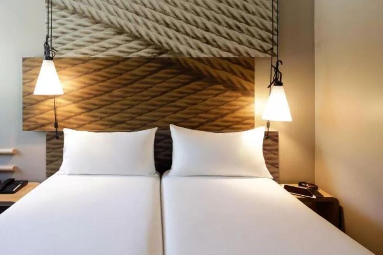 Hotel Ibis Lisboa Liberdade Bagian luar foto