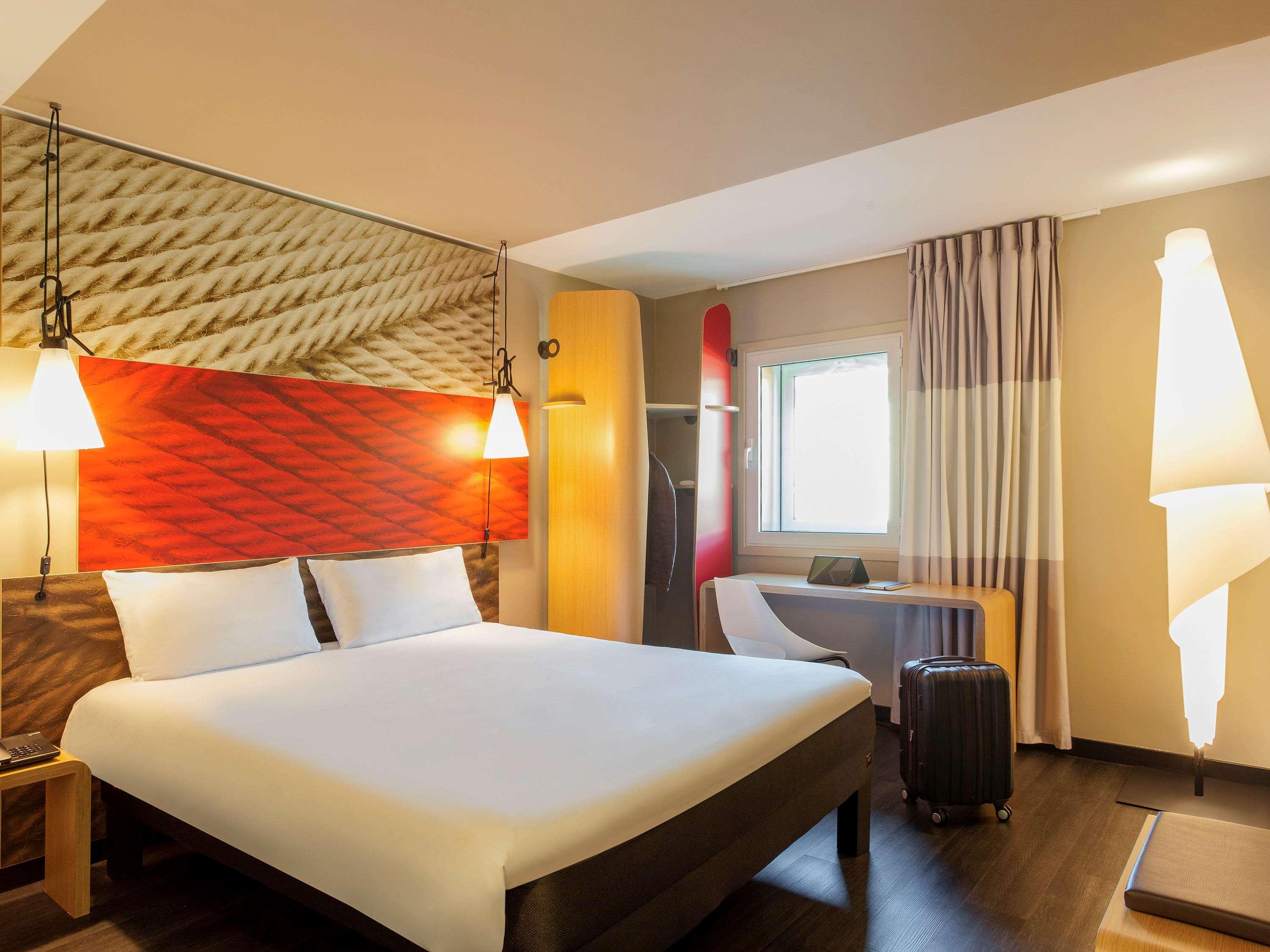 Hotel Ibis Lisboa Liberdade Bagian luar foto