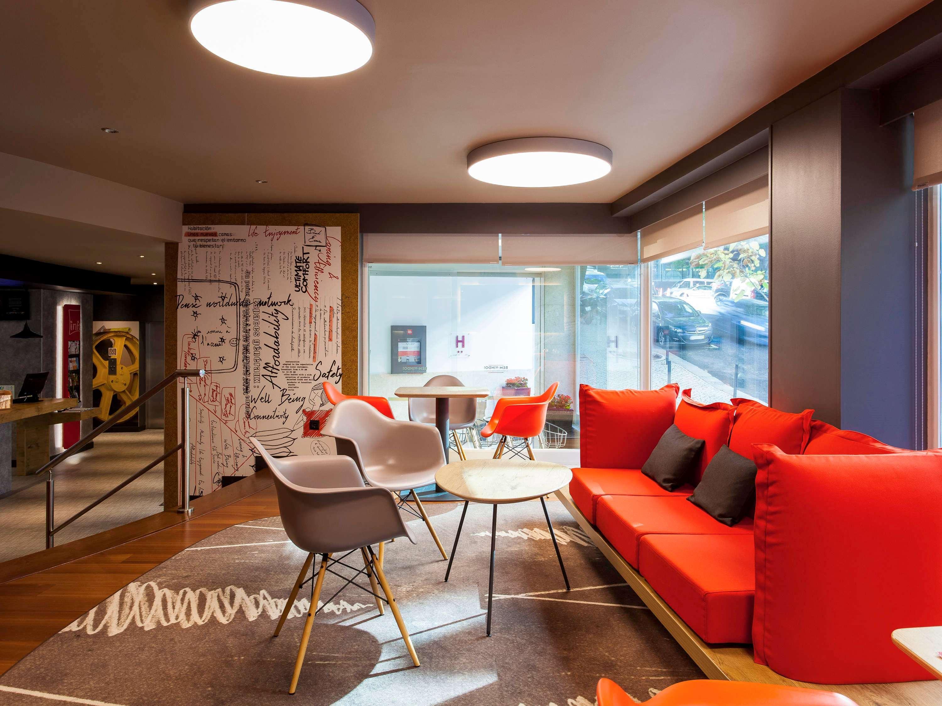 Hotel Ibis Lisboa Liberdade Bagian luar foto