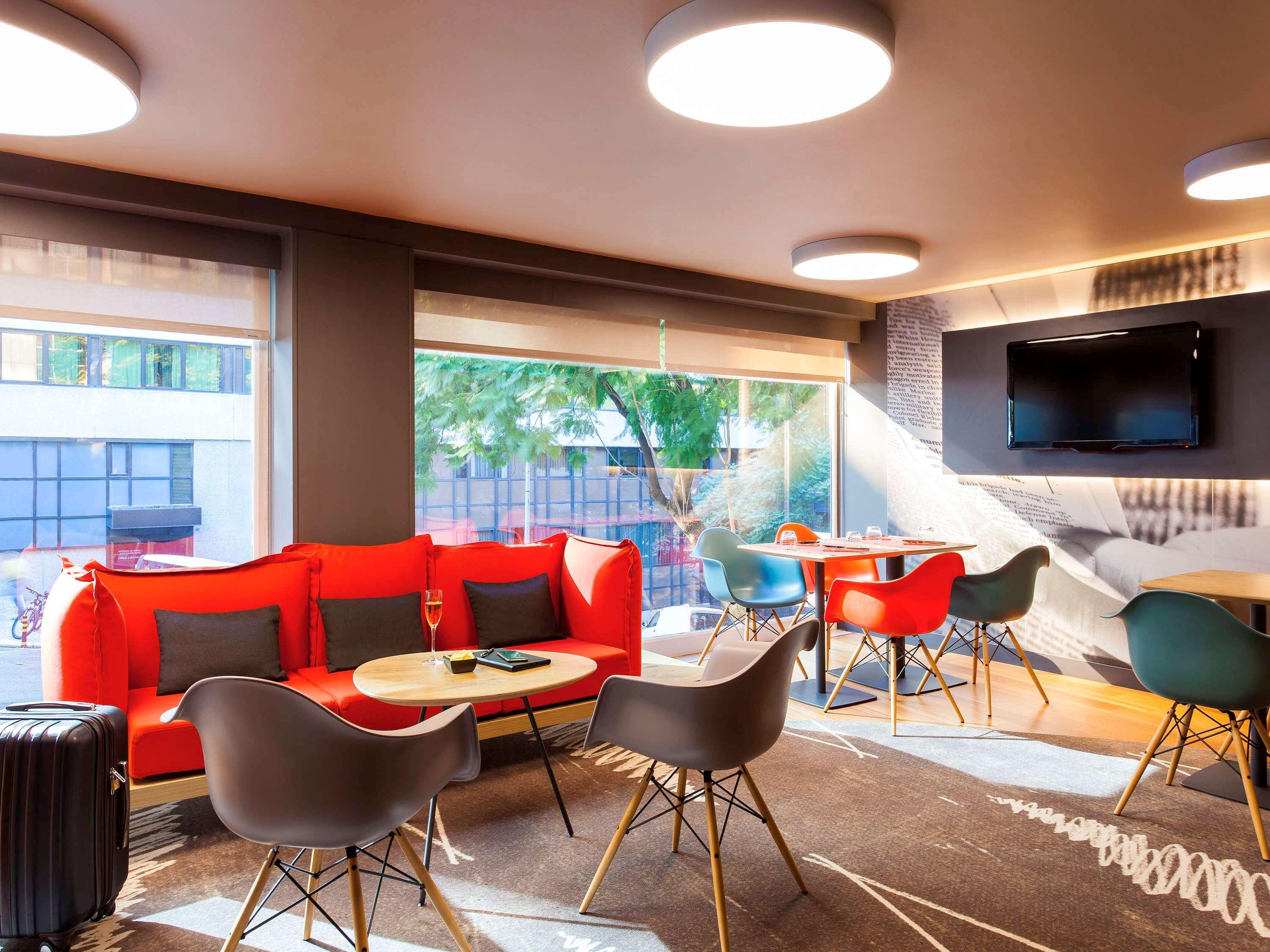Hotel Ibis Lisboa Liberdade Bagian luar foto