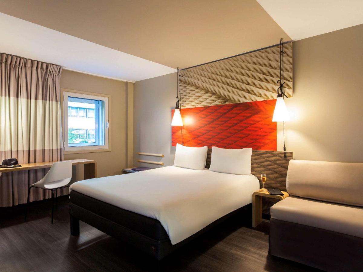 Hotel Ibis Lisboa Liberdade Bagian luar foto